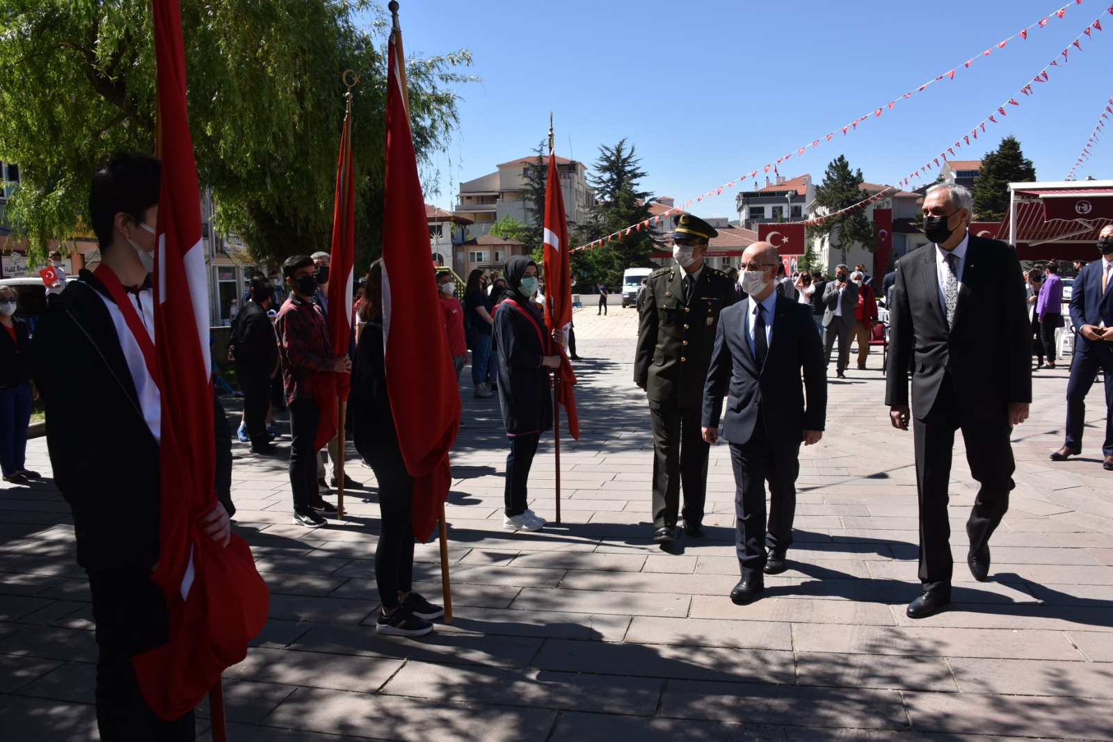 19 MAYIS COŞKUYLA KUTLANDI