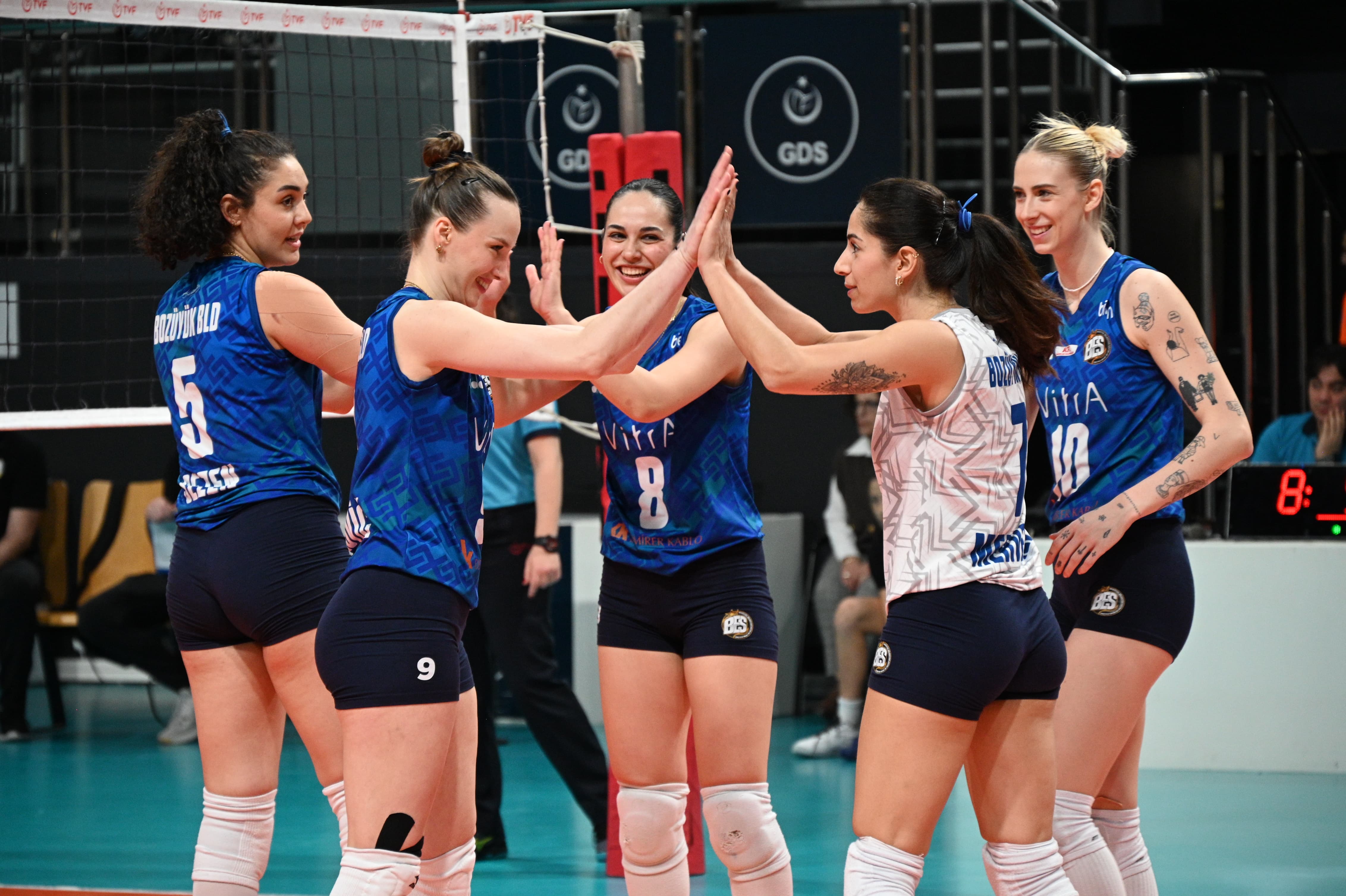 voleybol-20-hafta-vakifbank-spor-kulubu-8-02-2025-11-001.jpeg